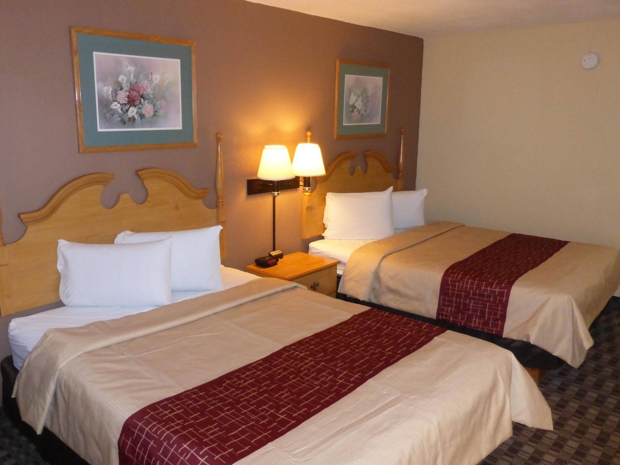 Red Roof Inn & Suites Cave City Eksteriør bilde
